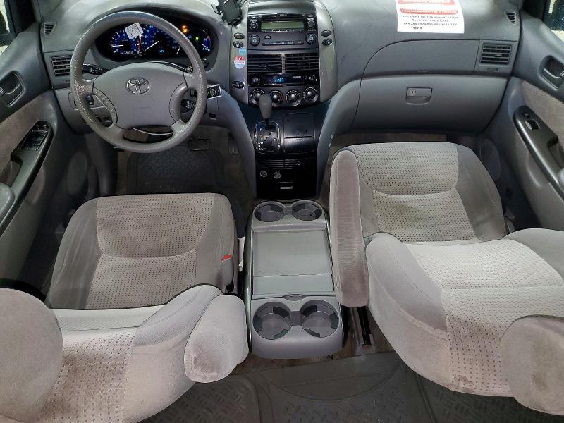 2008 Toyota Sienna le 7-passenger