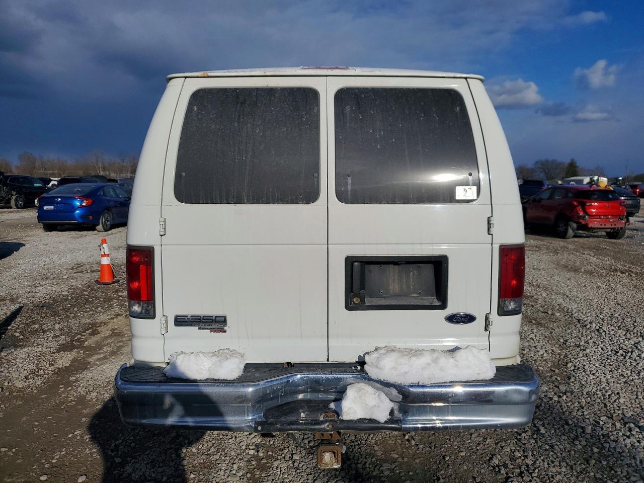 2006 Ford Econoline E350 Super Duty Wagon
