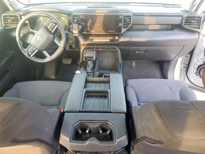 2024 Toyota Tundra Crewmax sr