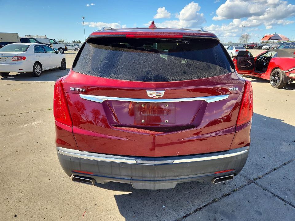 2017 Cadillac XT5 Premium Luxury