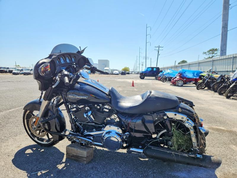 2023 Harley-Davidson Flhx