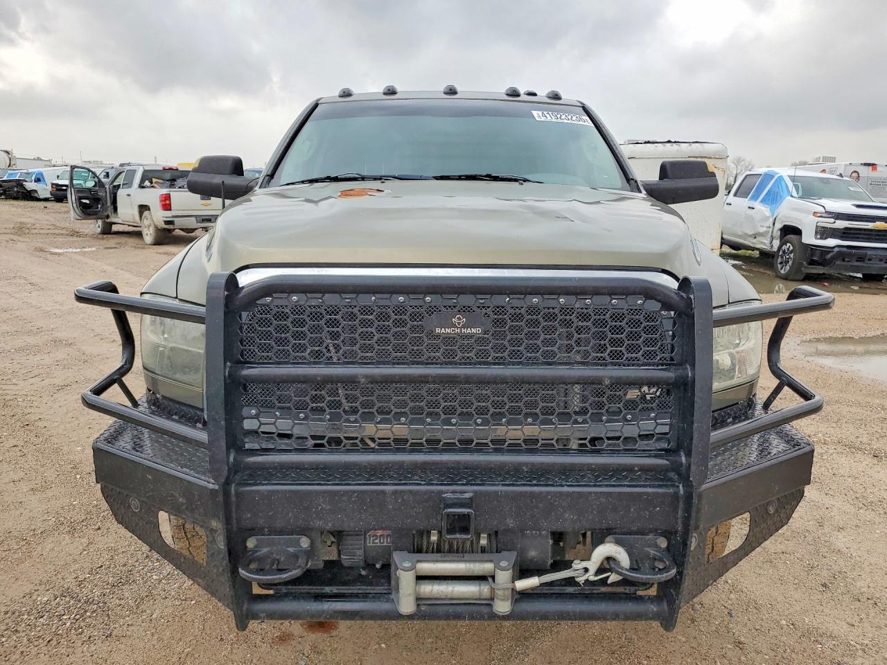 2014 Dodge RAM 2500 ST Flatbed Truck