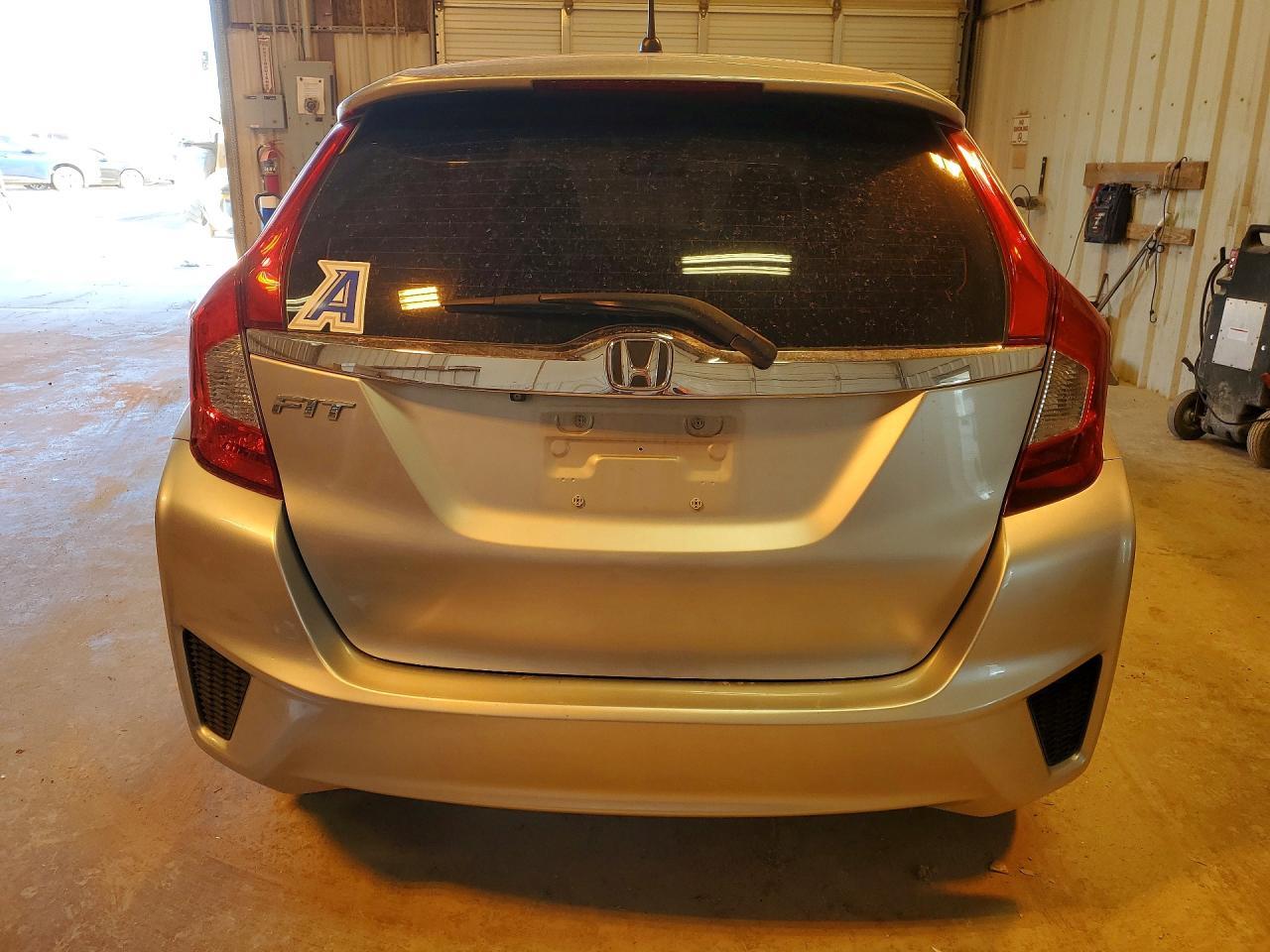 2016 Honda Fit ex