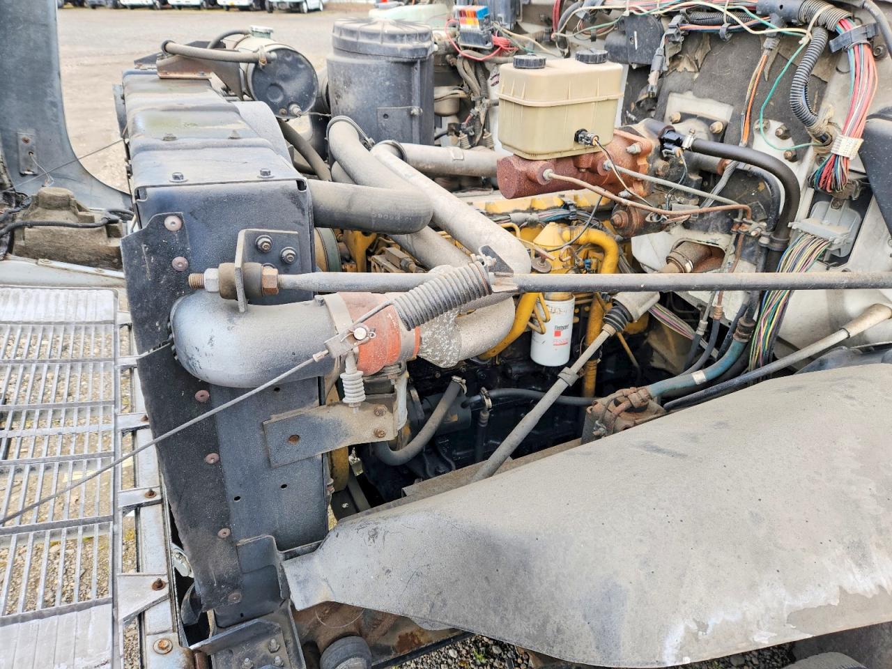 1992 Chevrolet C6000 Truck Cab AND Chassis