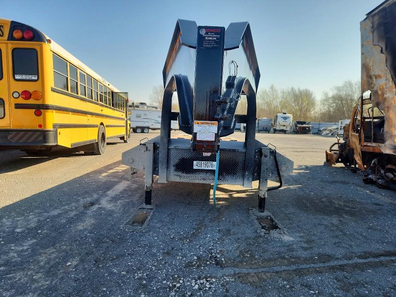 2025 PJ LY321 Equipment Trailer