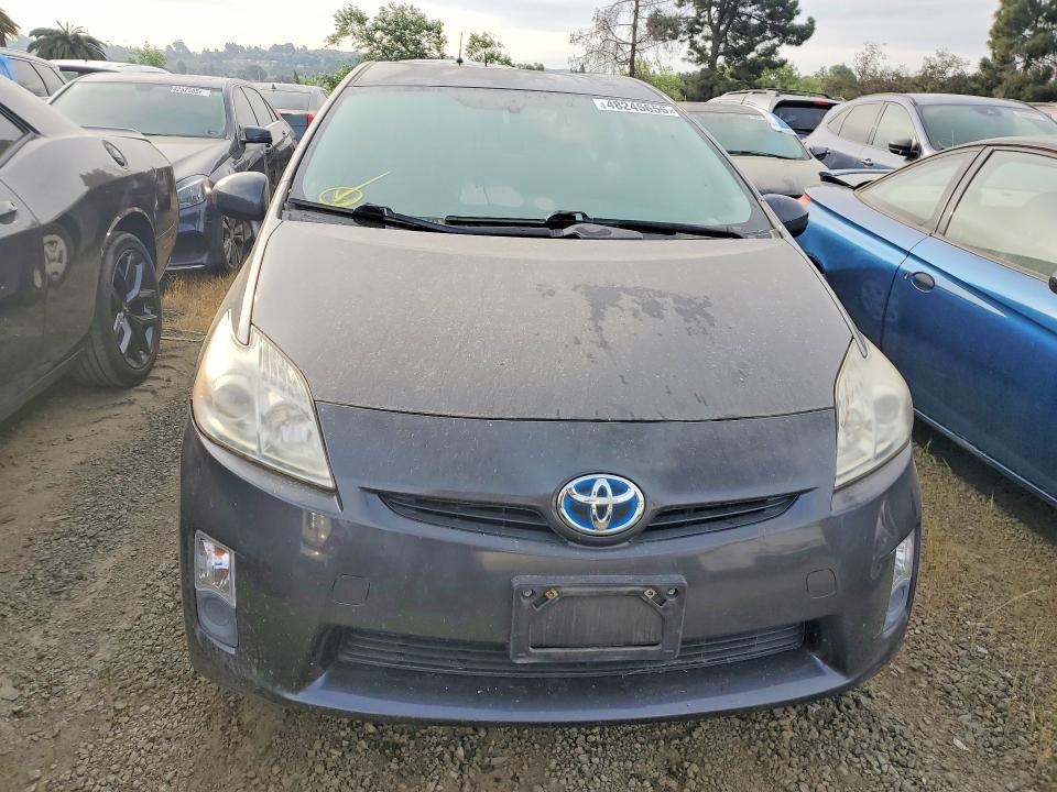 2010 Toyota Prius iii