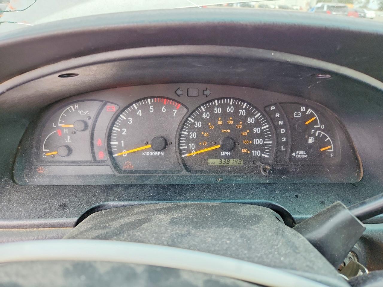 2004 Toyota Tundra SR5