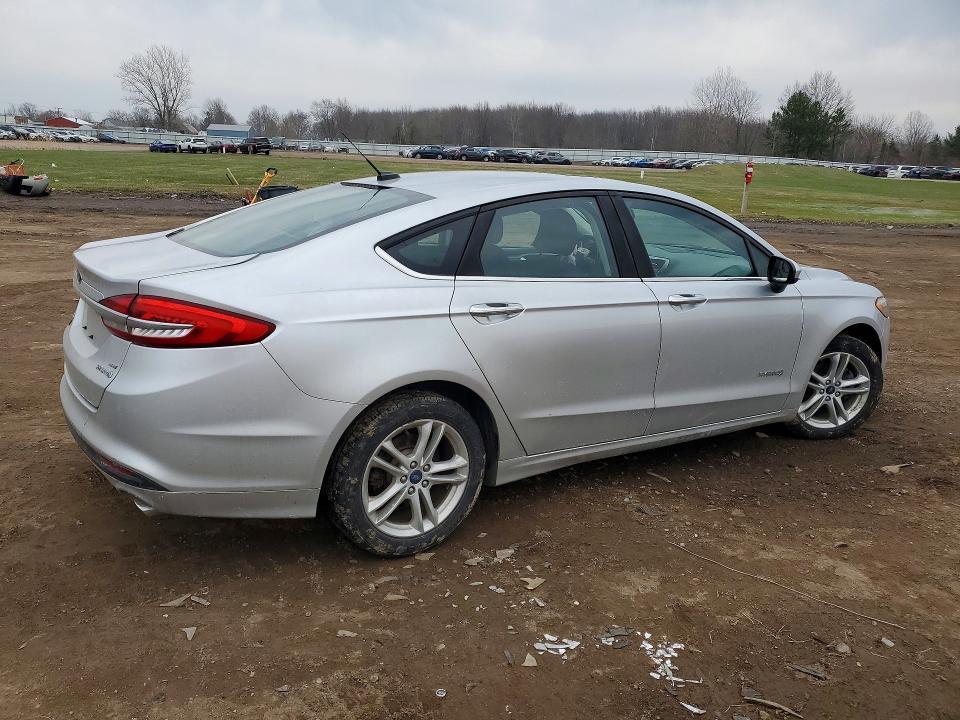 2018 Ford Fusion se Hybrid