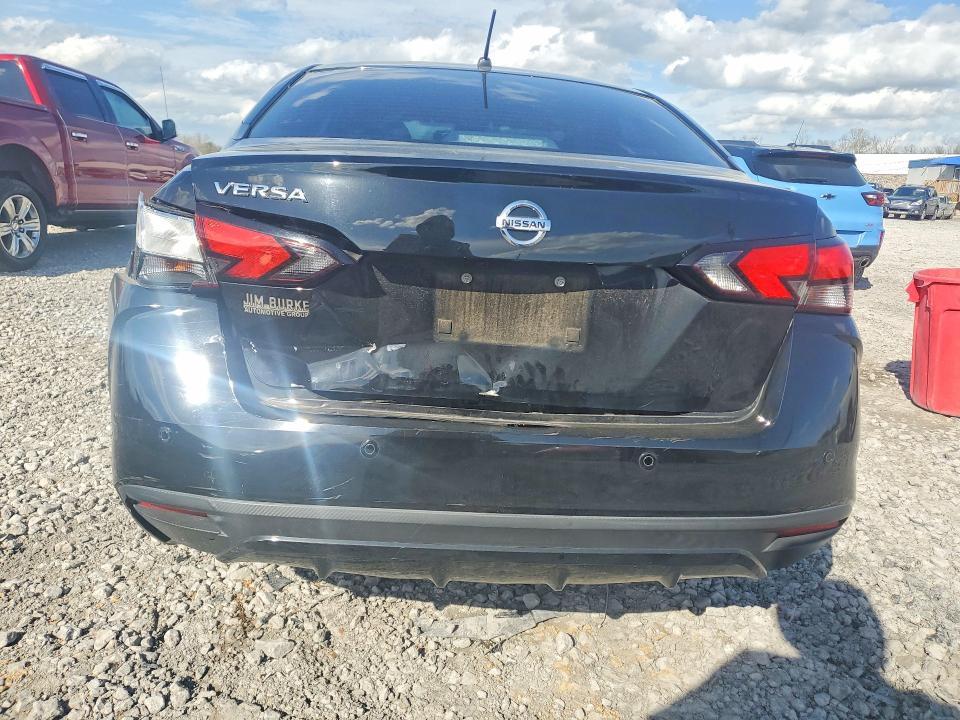 2020 Nissan Versa s