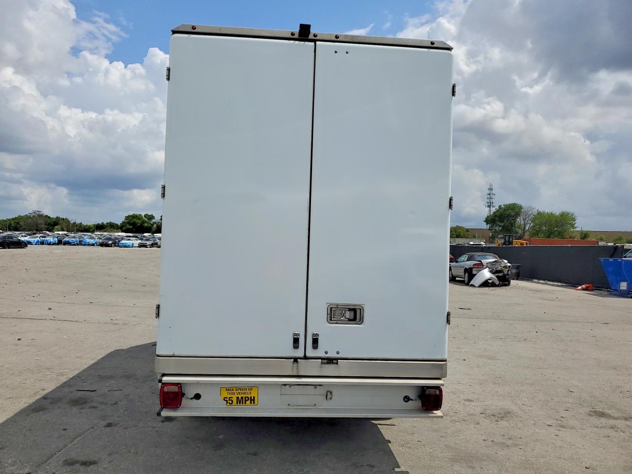 2020 Ford Transit Delivery Truck