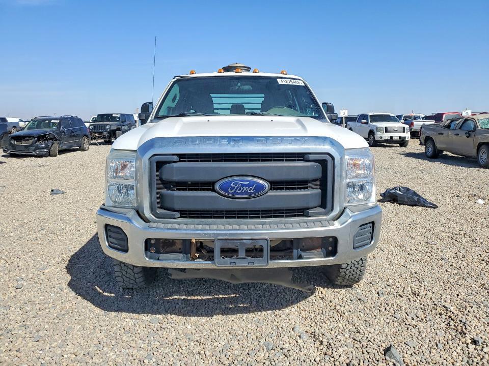 2015 Ford F350 Super Duty Flatbed Truck