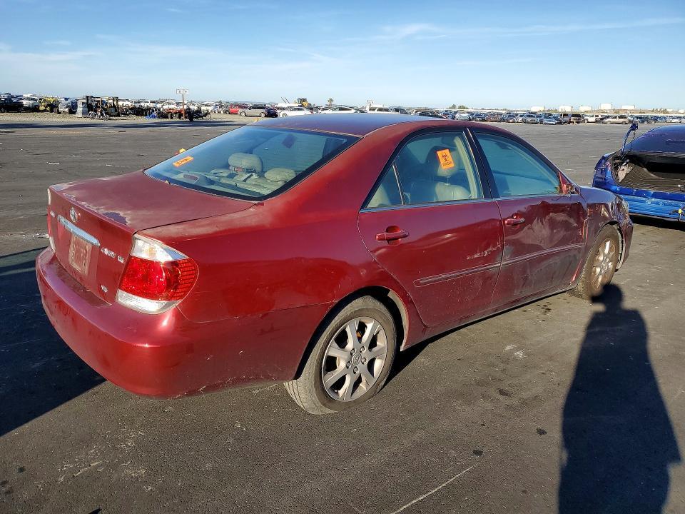 2005 Toyota Camry xle V6