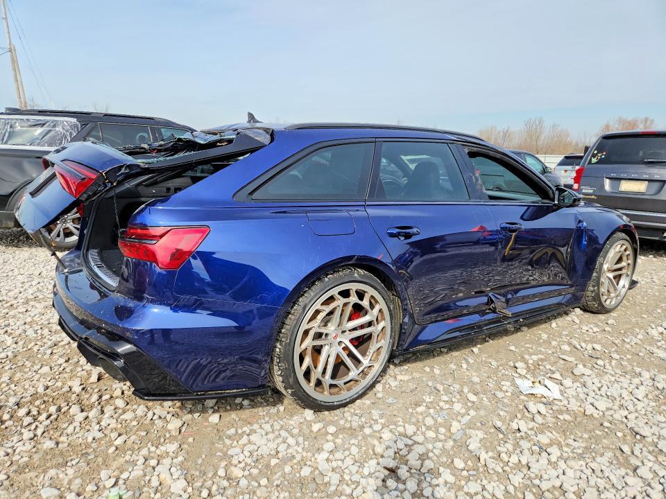 2021 Audi RS6