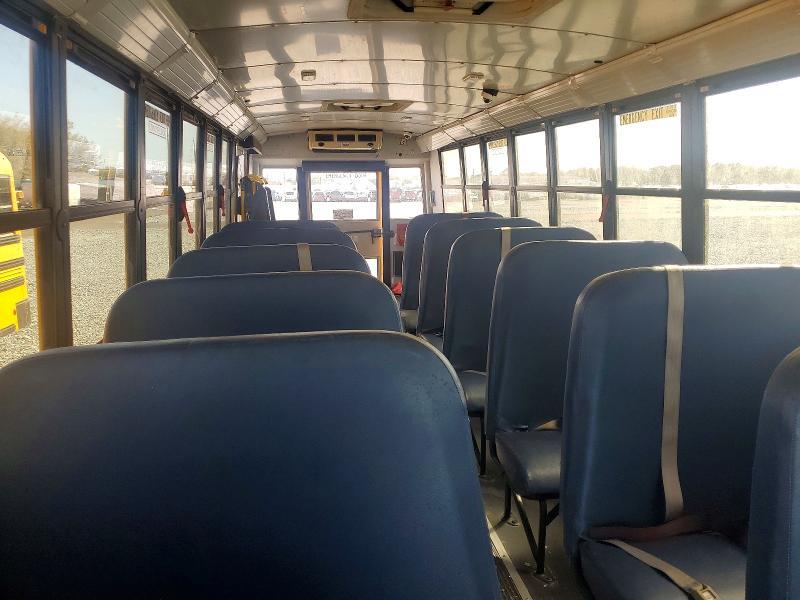 2010 Freightliner 2010 Thomas SAF-T-LINER C2-School Bus