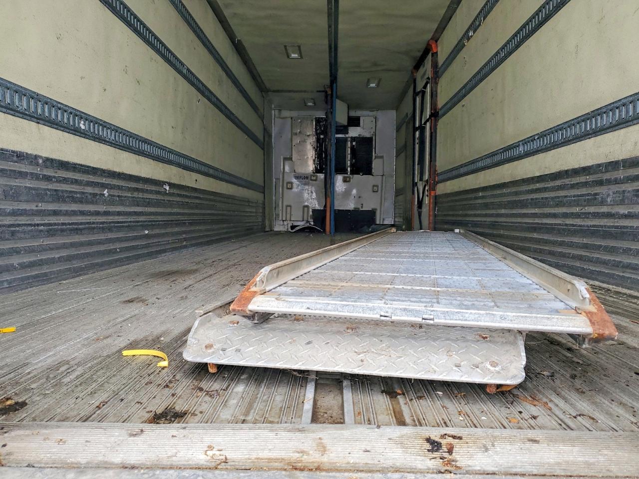 2012 Utility VS2RA Refrigerated Van Trailer