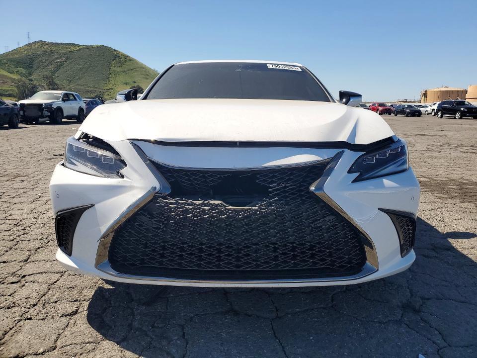 2022 Lexus Es 300h f Sport