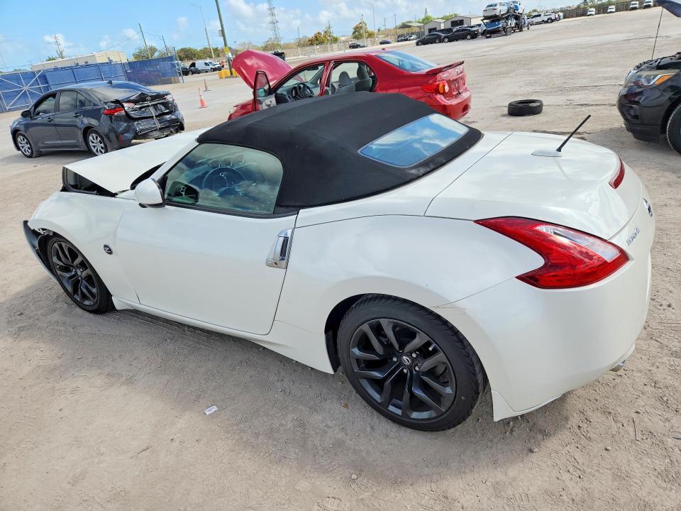 2017 Nissan 370z Roadster