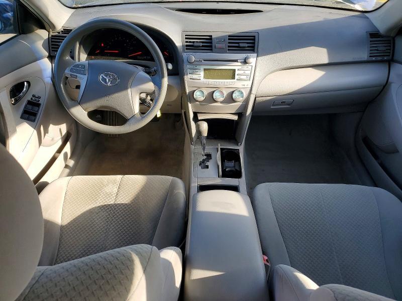 2008 Toyota Camry le