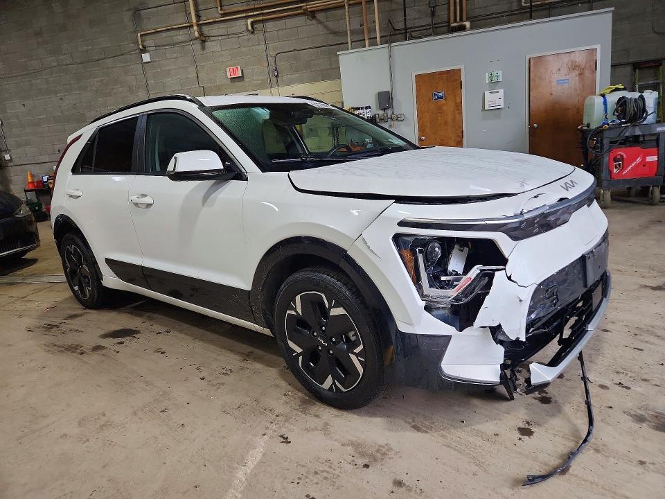 2023 KIA Niro ev Wind