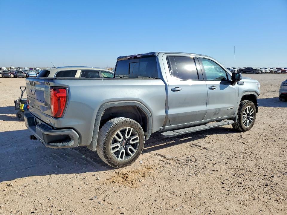 2020 GMC Sierra K1500 AT4