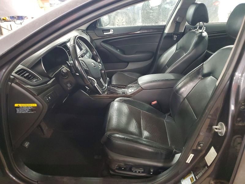 2014 KIA Cadenza Premium