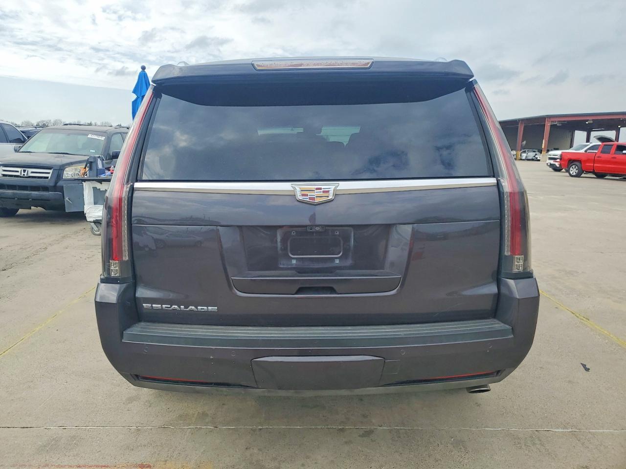 2018 Cadillac Escalade Luxury