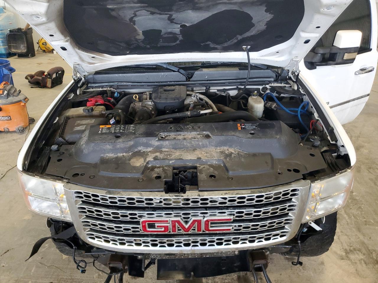 2011 GMC Sierra K2500 Denali