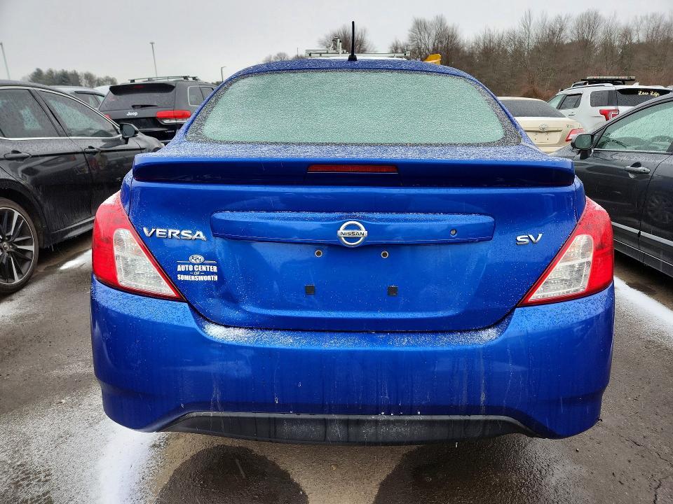 2017 Nissan Versa 1.6 sv