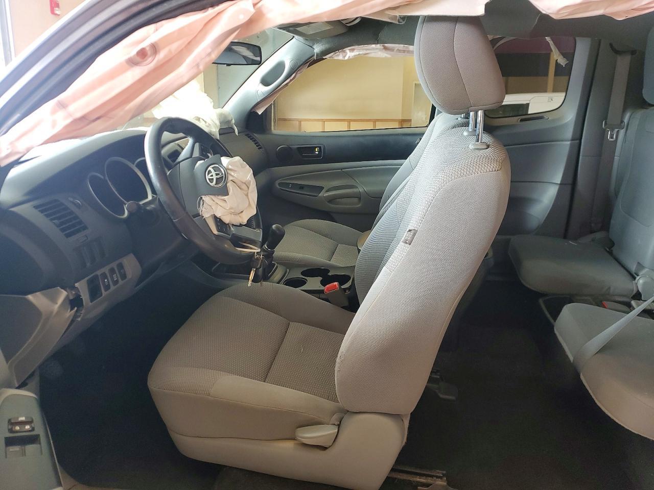 2013 Toyota Tacoma Base