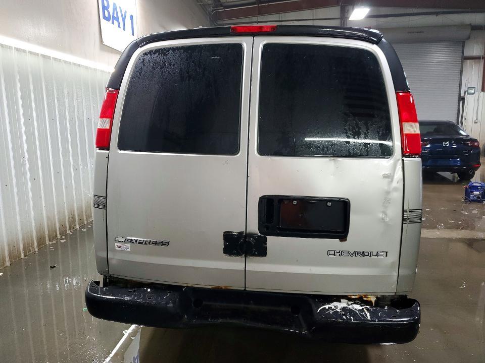2006 Chev Express G2500