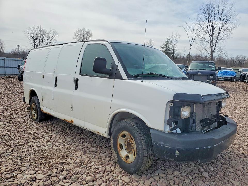 2015 Chev Express 2