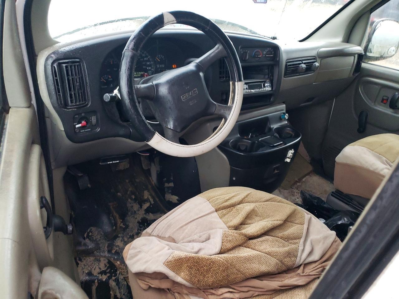 2001 GMC Savana 2500 Utility / Service Van