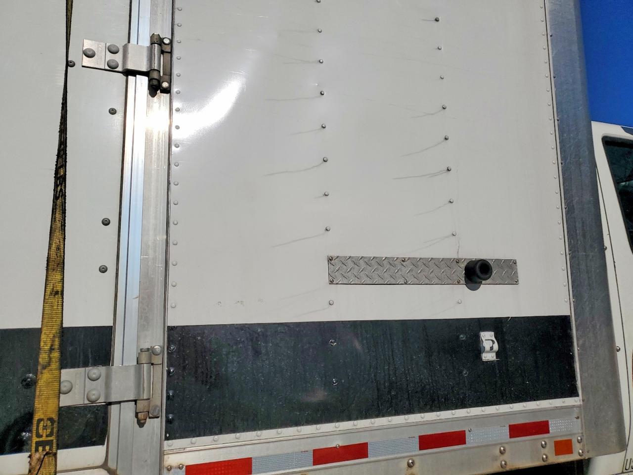 2020 International MV607 BOX Truck