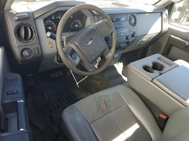 2015 Ford F350 Super Duty Flatbed Truck