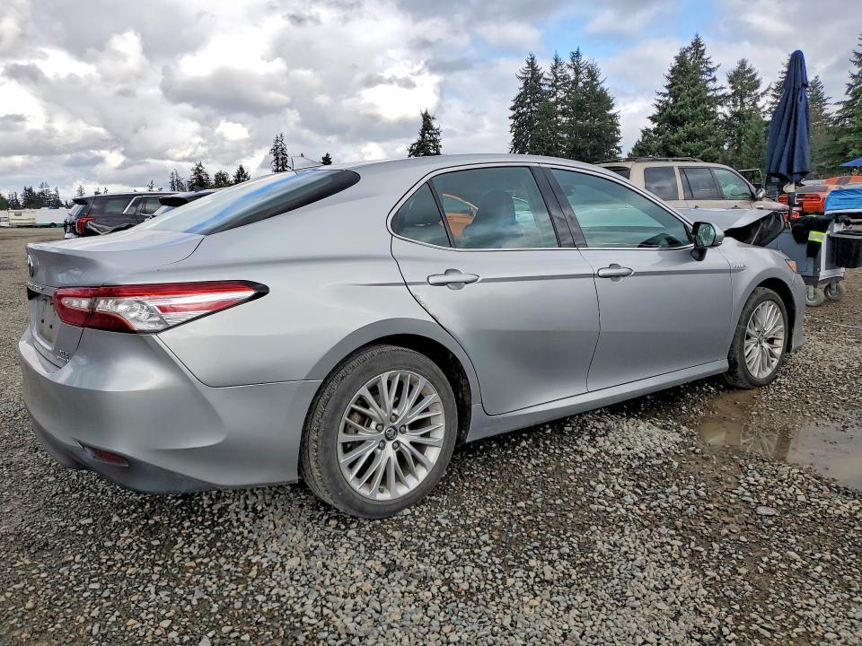 2018 Toyota Camry Hybrid xle