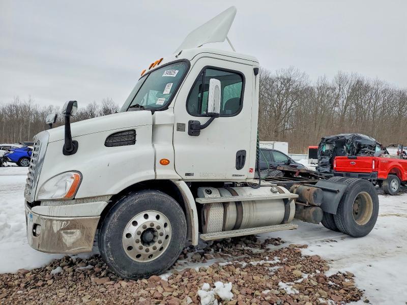 2012 Freigliner 2012 Freightliner Cascadia Semi Truck