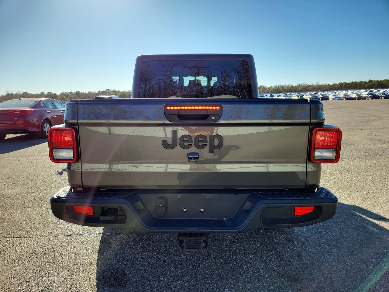 2022 Jeep Gladiator Sport