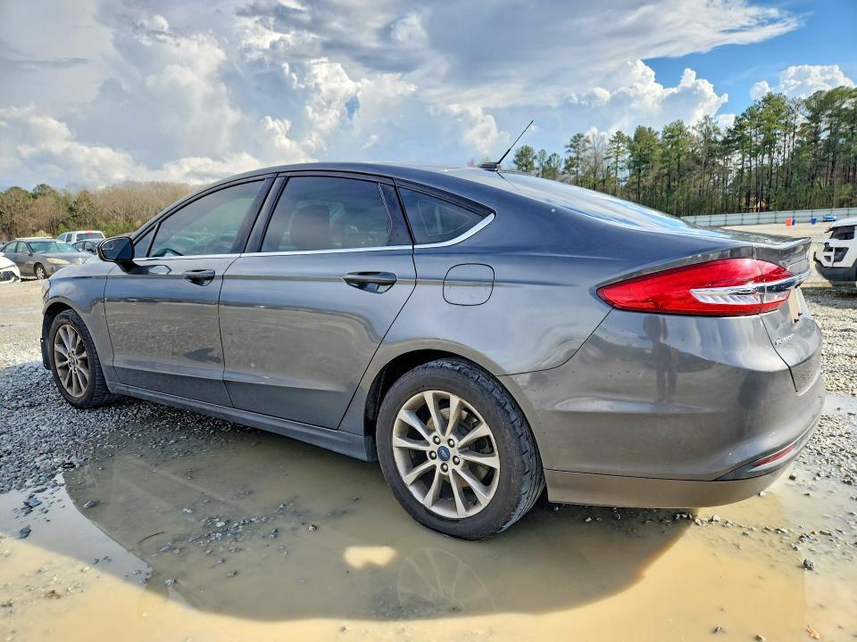 2017 Ford Fusion se
