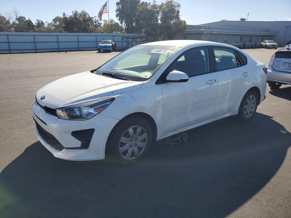 2021 KIA Rio lx