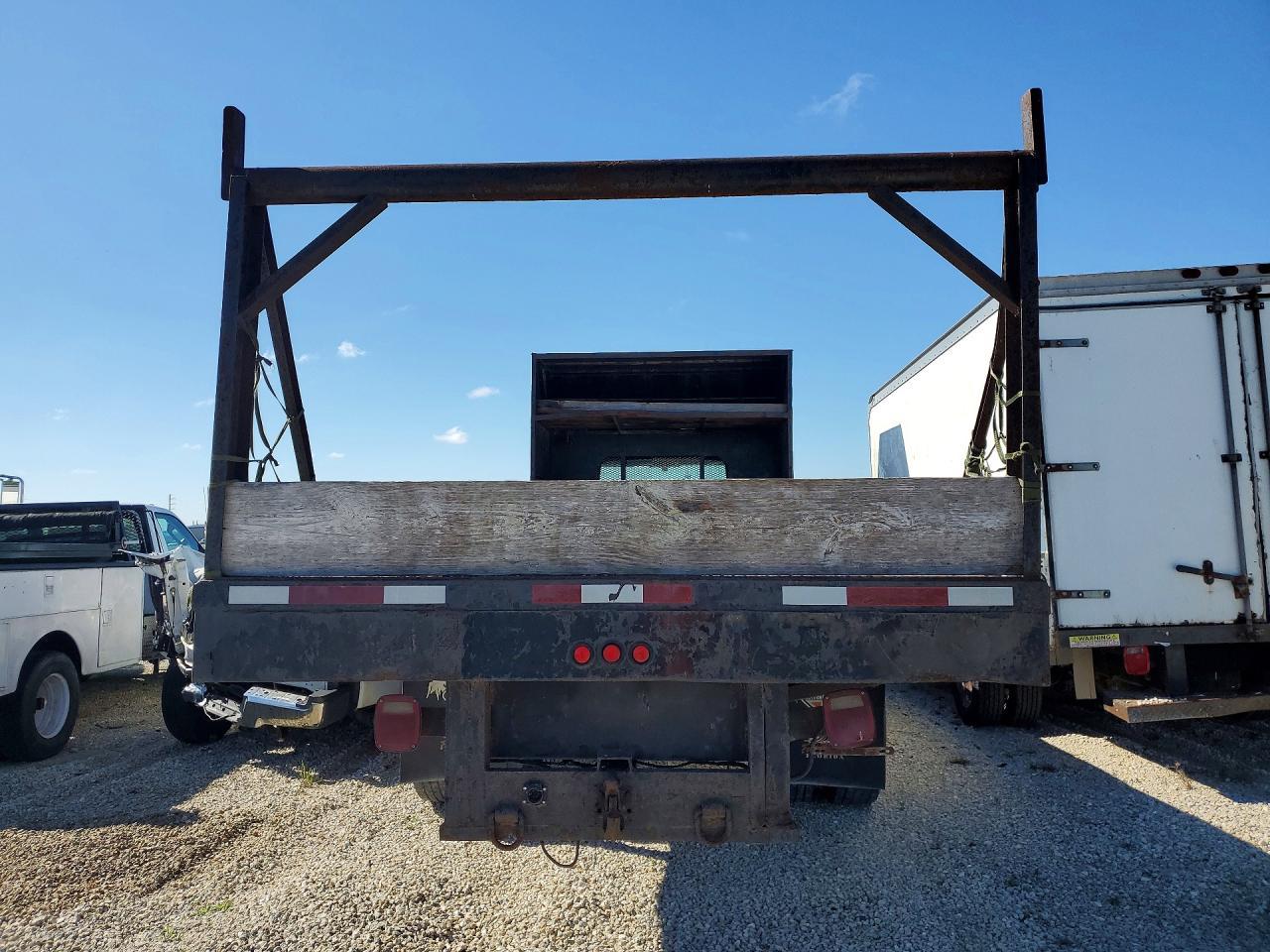 2007 International 4300 Flatbed Truck