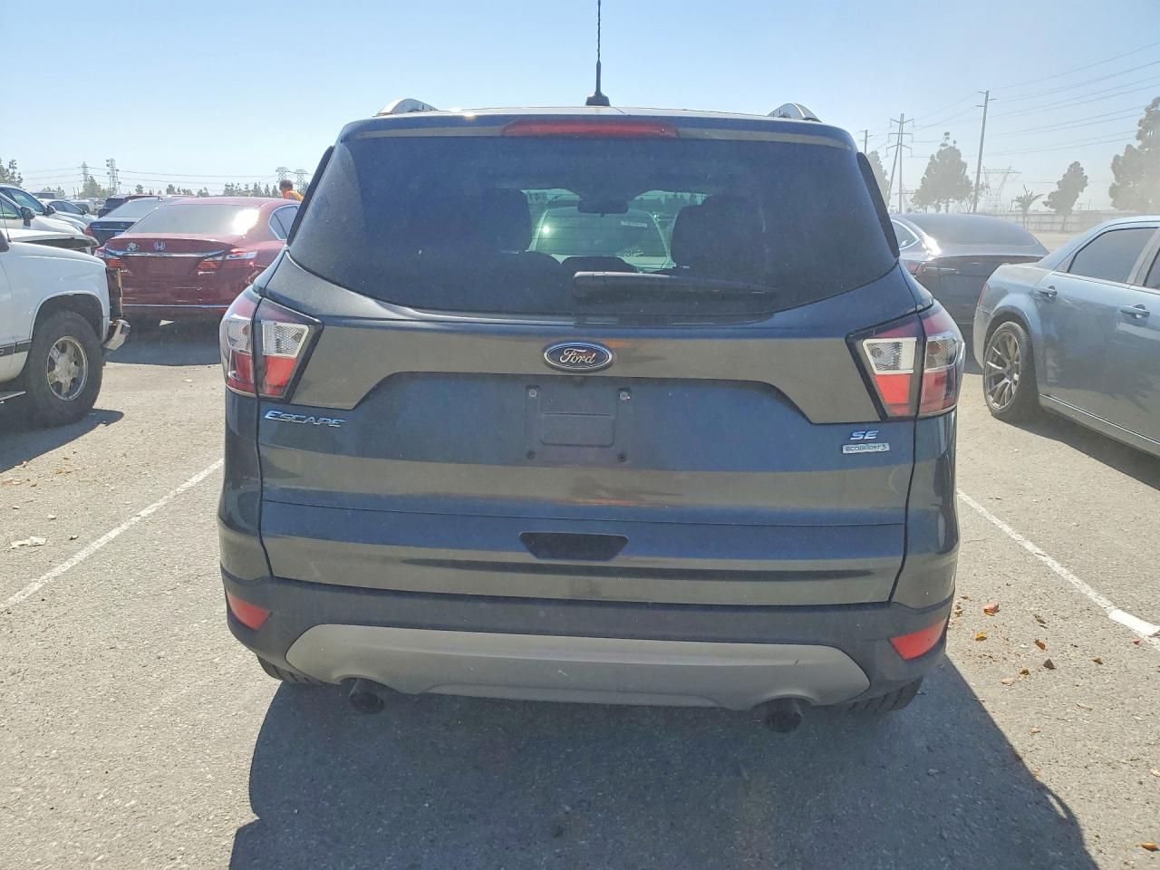 2018 Ford Escape se