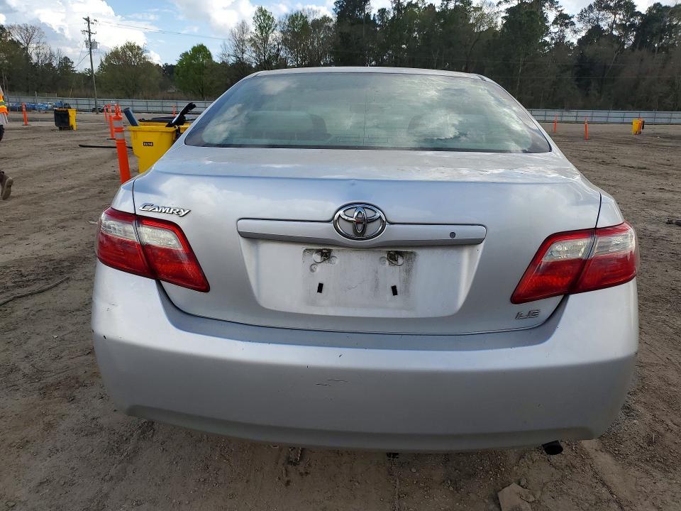 2008 Toyota Camry le