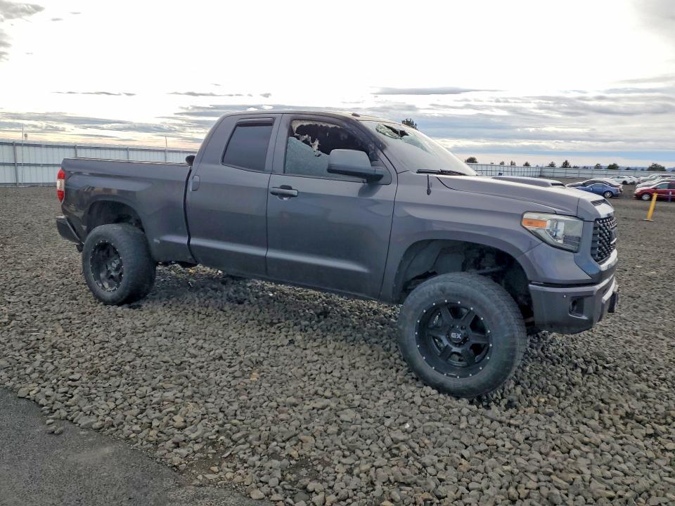 2018 Toyota Tundra SR5