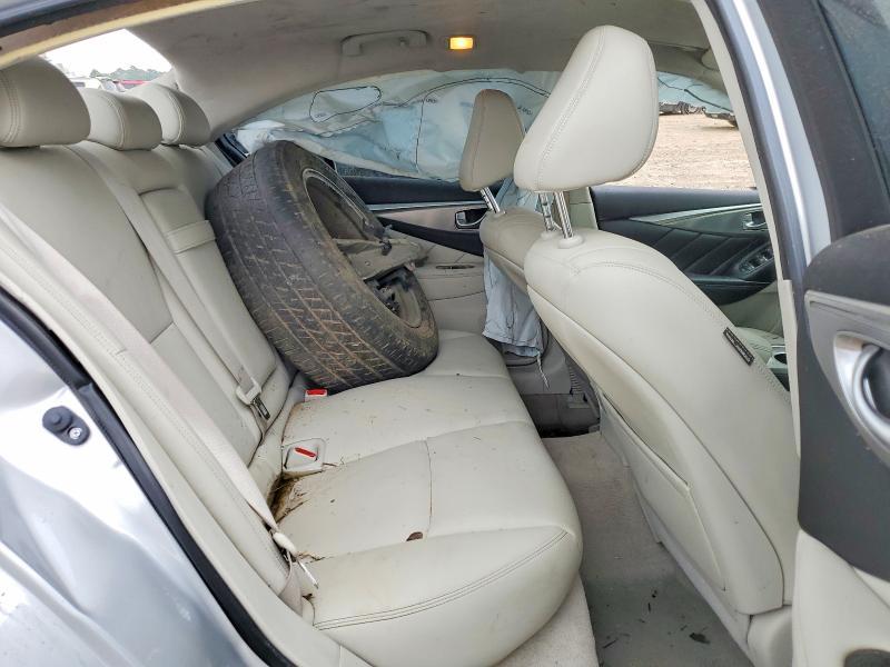 2015 Infiniti Q50 Base