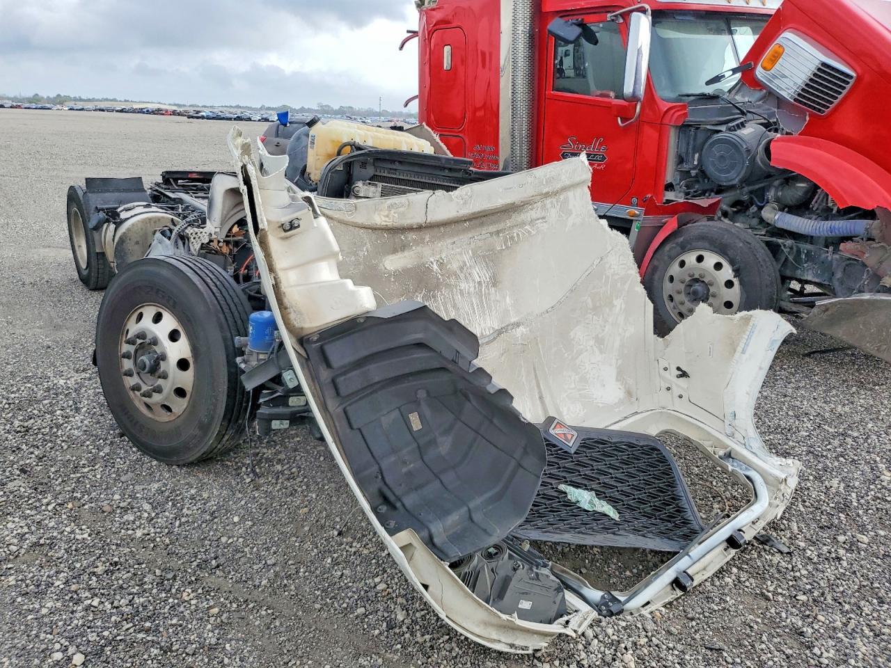 2025 International LT625 Semi Truck