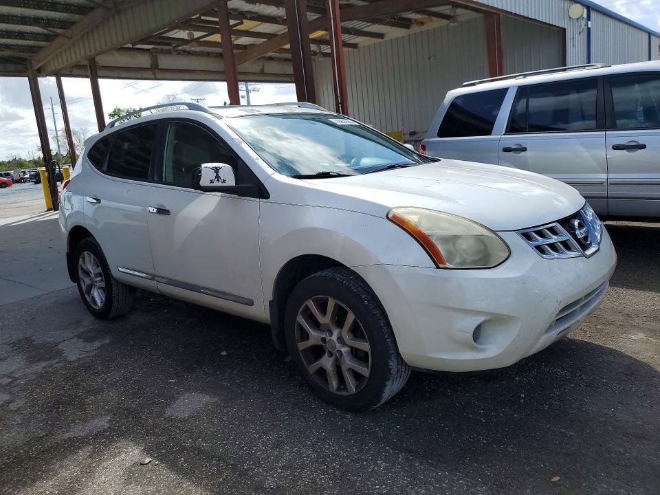 2011 Nissan Rogue s