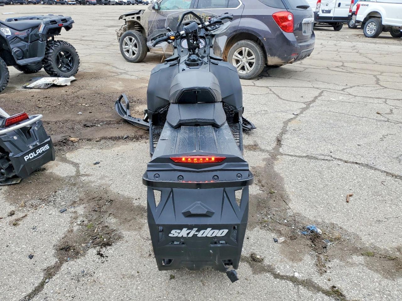 2017 Skidoo Renegade Enduro 800R