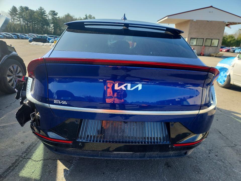 2023 KIA EV6 Wind