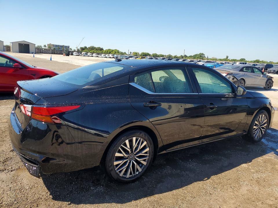 2026 Nissan Altima 2.5 sv