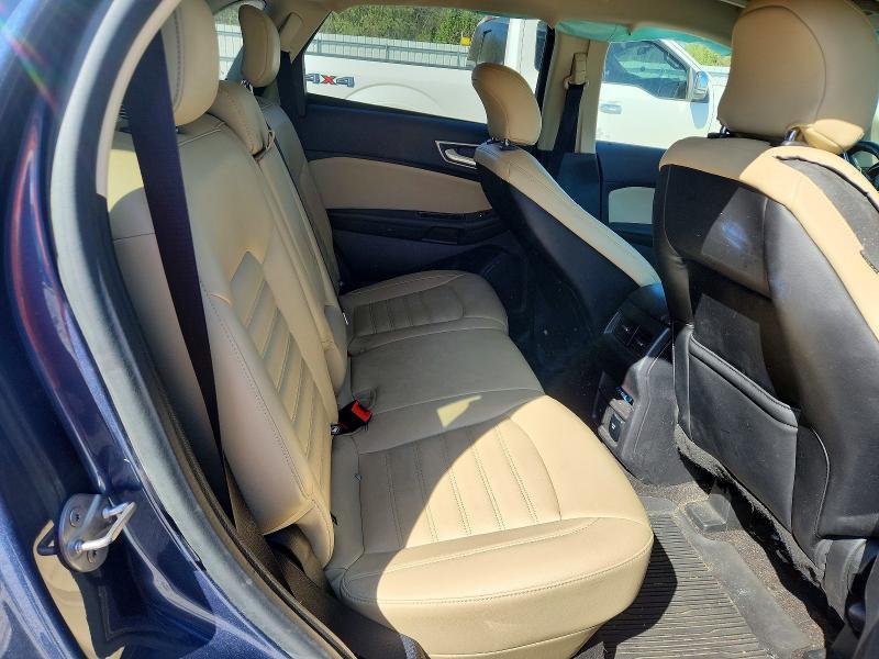 2019 Ford Edge sel